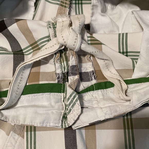 Aeropostale cream and brown plaid shorts 33 inch waist - Picture 3 of 6